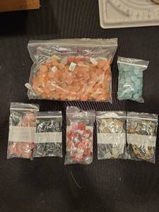 lot 8J image: Collection of Polished Assorted Gemstone Beads for Jewelry Making