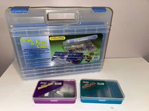 lot 29J image: Bead and Floss Storage Case with 2 Mini Darice Storage Boxes