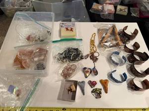 lot 104J image: Collection of Mixed Media Artisan Jewelry and Tucson Class Project Pieces