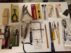 lot 107J image: Jewelry Making and Craft Tool Collection with Engraver, Pliers, Files, and Saw