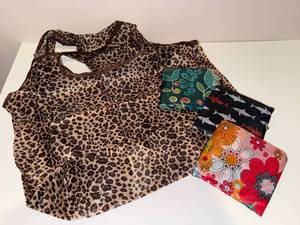 lot 150J image: Set of 4 Reusable Foldable Shopping Bags Assorted Patterns