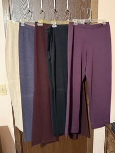 lot 88C image: Womens Knit Pants by Country Shop Cashmere, Willi Smith, 4U Spiegel, Reflections by Spiegel, Villager Liz Claiborne(Lot of 5)