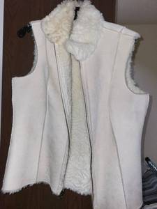 lot 290C image: Fashion Vests - Feat Coldwater Creek, Jennifer Lopez and Big Chill brands for women (lot of 3)