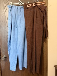lot 94C image: Harve Bernard Linen Pants - Brown, Tess Linen Pants - Light Blue (Lot of 2)