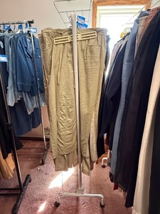 lot 330C image: Rolling Rack (non-adjustable) with Top Rack for Shoes & Accessories (lot of 1)