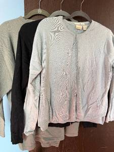 lot 266C image: Merona Country Shop Cashmere Cardigan (Lot of 4) - 100% Cashmere - Size L