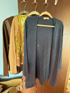 lot 268C image: Clorinda Knit & Leather Sweater - Outfit Woman Grey Cardigan - Reflections Sequined Front Sweater