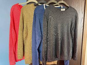 lot 270C image: Assorted Knit Sweaters - Kasper ASL, Finity Studio, Lauren Ralph Lauren, H&M (Lot of 4)