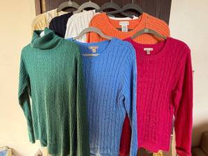 lot 435C image: Assorted Womens Cable-Knit Sweaters - Croft & Barrow  White Stag Crewneck Pullovers