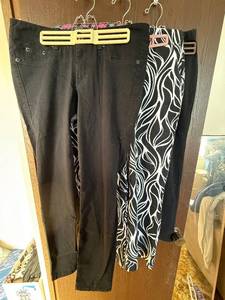 lot 439C image: Ralph Lauren Pants - Talbots Jeans - Domaine Brand Jeans (3 Pairs)