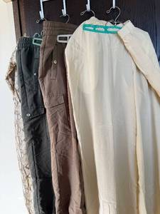 lot 442C image: Cargo Pants & Snakeskin Pants (Lot of 4)