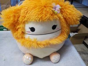 lot 4 image: Squish mallows Shasta...