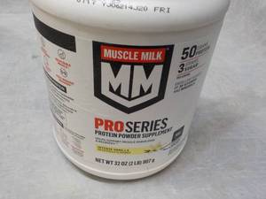 lot 28 image: 32 oz Pro Series Muscle Milk Protei...