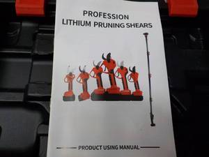 lot 76 image: Profession Lithium Pruning Shears i...