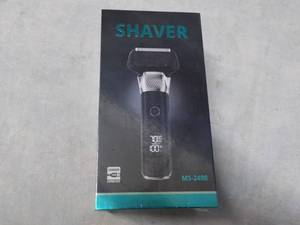 lot 102 image: Rechargeable Shaver...