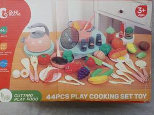 lot 150 image: 44 pc Play Cooking Set...