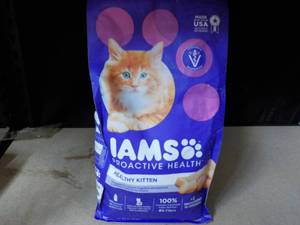 lot 182 image: 3.5 lb. bag IAMS Kitten Food...