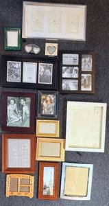 lot 40 image: Picture Frames - Assorted Vintage & Modern, Mixed Sizes