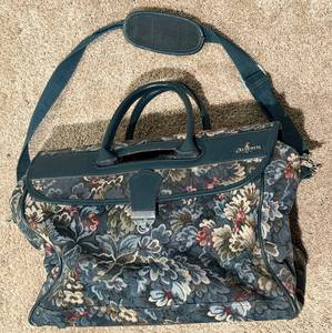 lot 58 image: Atlantic Floral Tapestry Handbag with Teal Leather Trim & Crossbody Strap