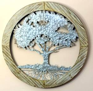 lot 82 image: Metal Tree Wall Art in Round Wood Frame - Rustic Circular Accent Piece for Home Dcor