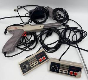 lot 87 image: NES-004 Nintendo Zapper Duck Hunter Light Gun & 2 Controllers & NES-003 RF Switch Made in Japan