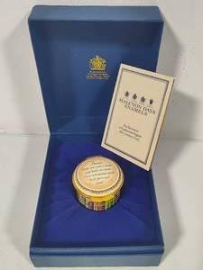 lot 10 image: Halcyon Days Enamels Trinket Box wOriginal Box