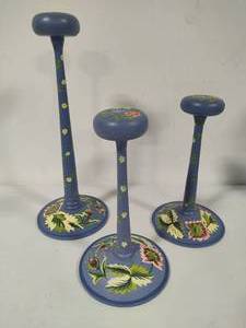 lot 32 image: Hand Painted Wooden Hat Stands