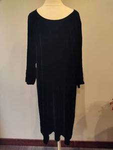 lot 89 image: Eileen Fisher Little Black Dress (Size XL)