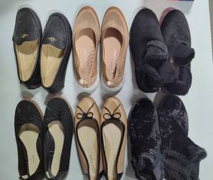 lot 95 image: Lot of Brand Name Ladies Shoes (Sizes 8-9)