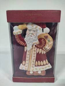 lot 105 image: Villeroy & Boch Ginger Fancy Candleholder Santa