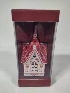 lot 110 image: Villeroy & Boch Scandanavia Decolights - Church Heart wOriginal Box