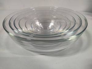 lot 141 image: Duralex Seven Piece Nesting Glass Mixing Bowl Set