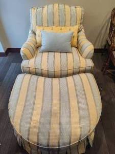 lot 217 image: Hickory & White Comfy Reading Chair  Ottoman