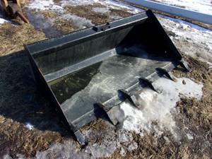 lot 6 image: 67 Skidsteer Stump Bucket (UNUSED)