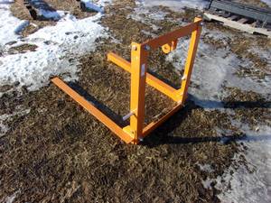 lot 16 image: 3PT Material Mover (UNUSED)