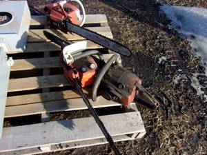 lot 42 image: 3 Chainsaws (Unknown Condition)