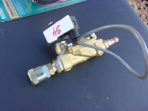 lot 54 image: Granzow Solenoid 24 Volt DC 34 IPT (UNUSED)
