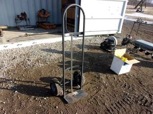 lot 60 image: Milwaukee 2 Wheel Dolly