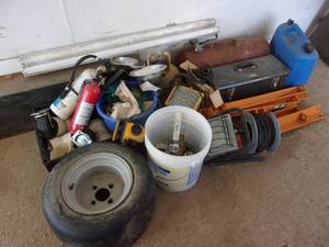 lot 77 image: Lot of Garage Misc