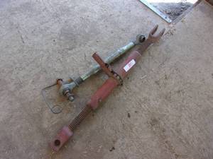 lot 80 image: 2- 3PT Center Links