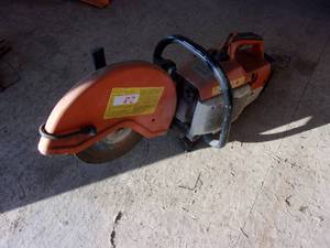 lot 82 image: Stihl TS400 Gas Chopsaw