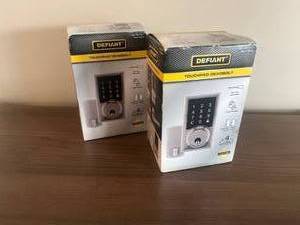 lot 31 image: Defiant Touchpad Deadbolt