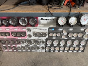 lot 95 image: Automotive Gauge Display