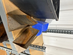 lot 118 image: Parts Bins