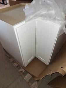 lot 5 image: White lazy susan cabinet