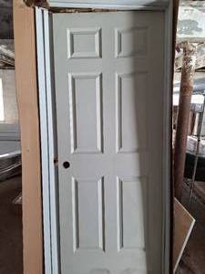 lot 13 image: 32 white solid core interior door