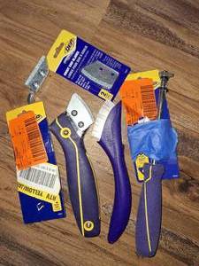 lot 30 image: Tile grout cleaning tools