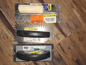 lot 31 image: Tile trowels