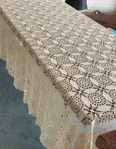 lot 27 image: Handmade Crochet Lace Table Runner - Beige Off-White Vintage Pattern