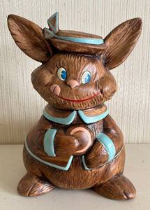 lot 36 image: Vintage Cookie Jar by California Originals #724 Ceramic Easter Bunny Rabbit